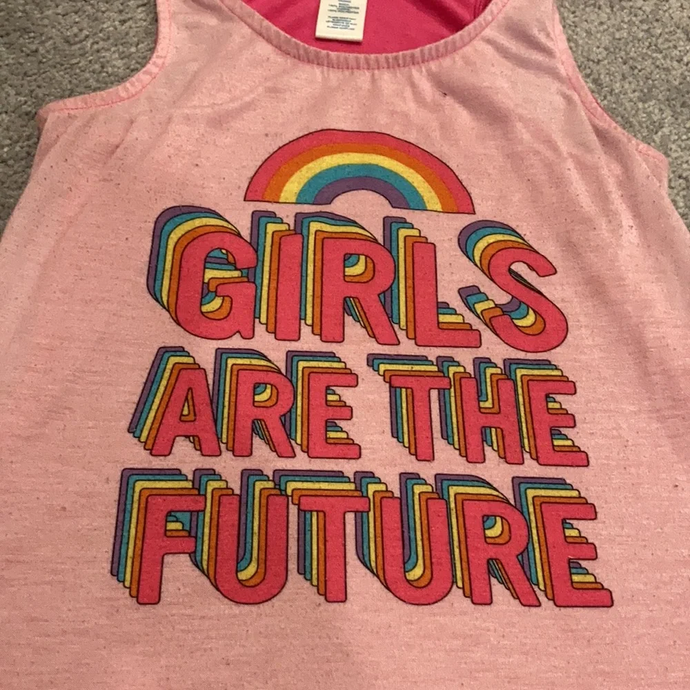 The Children’s Place - Pajama Top Rainbow 🌈 “Girls Are The Future”
